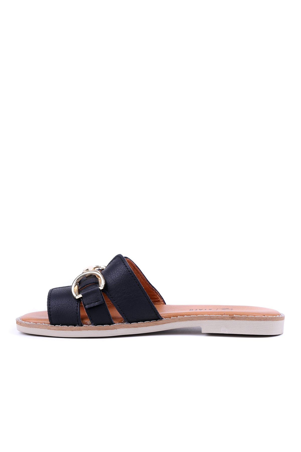 STATO Suzy terlik siyah kombin görünümü