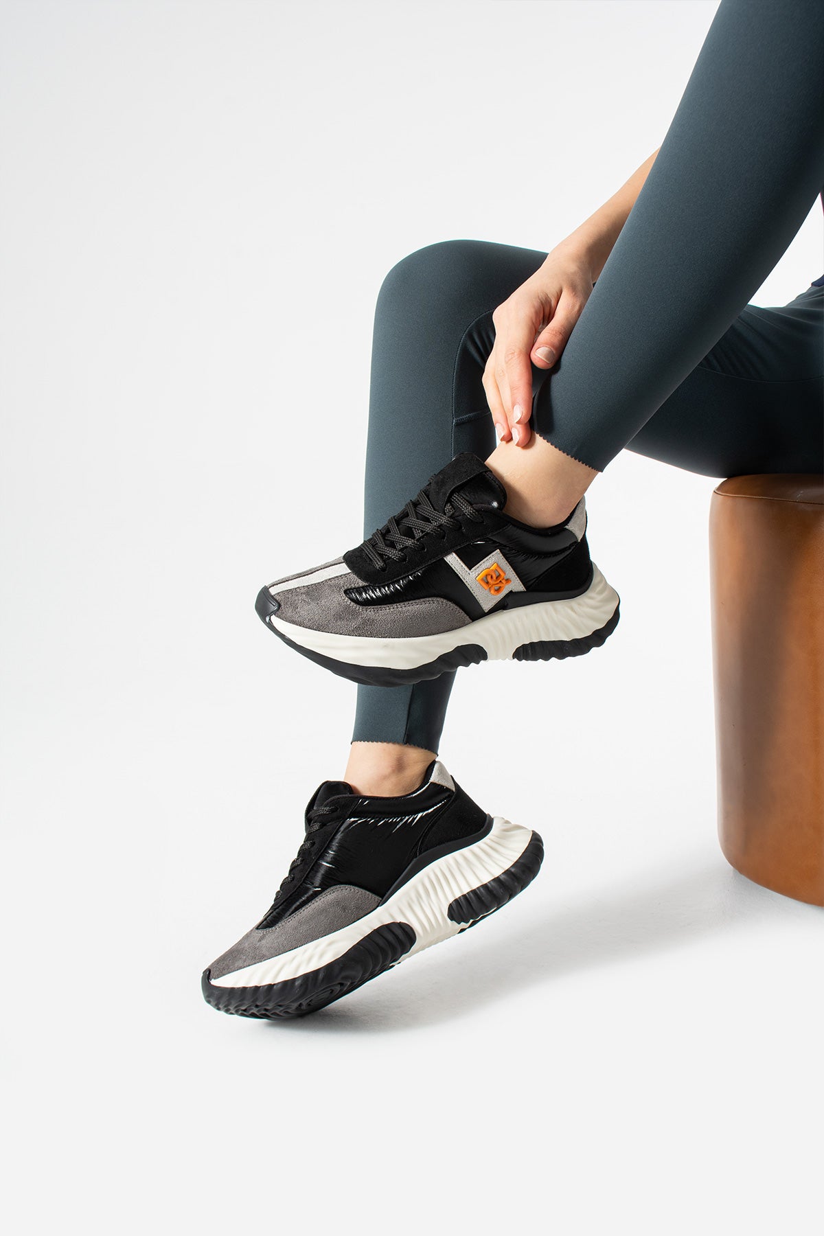 Kadın Comfort Spor Ayakkabı Siyah