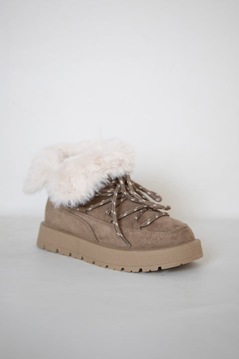 219851141-32 Kadın Yumuşak Rahat Kürklü Bot - Tekstil Süet Kışlık Vizon Bot
