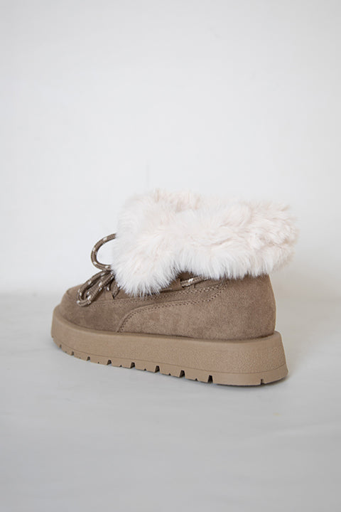219851141-32 Kadın Yumuşak Rahat Kürklü Bot - Tekstil Süet Kışlık Vizon Bot