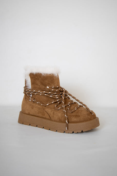 219851141-11 Kadın Yumuşak Rahat Kürklü Bot - Tekstil Süet Kışlık Taba Bot