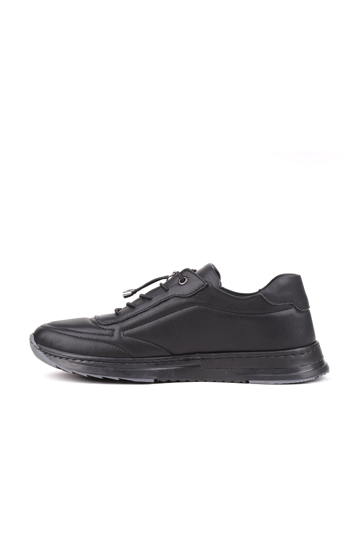 STATO Wex sneaker siyah kombin görünümü