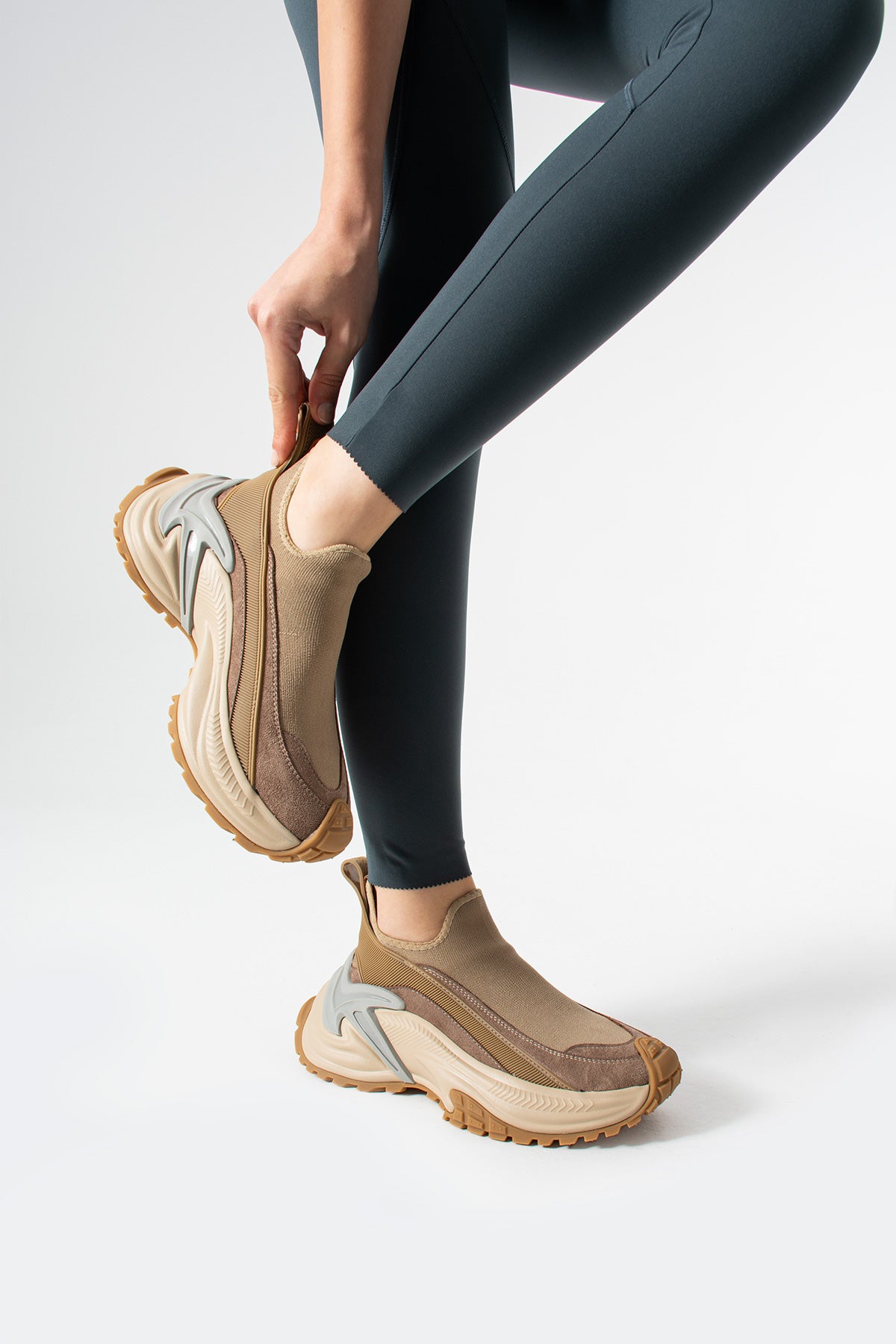 Kadın Comfort Spor Ayakkabı Vizon