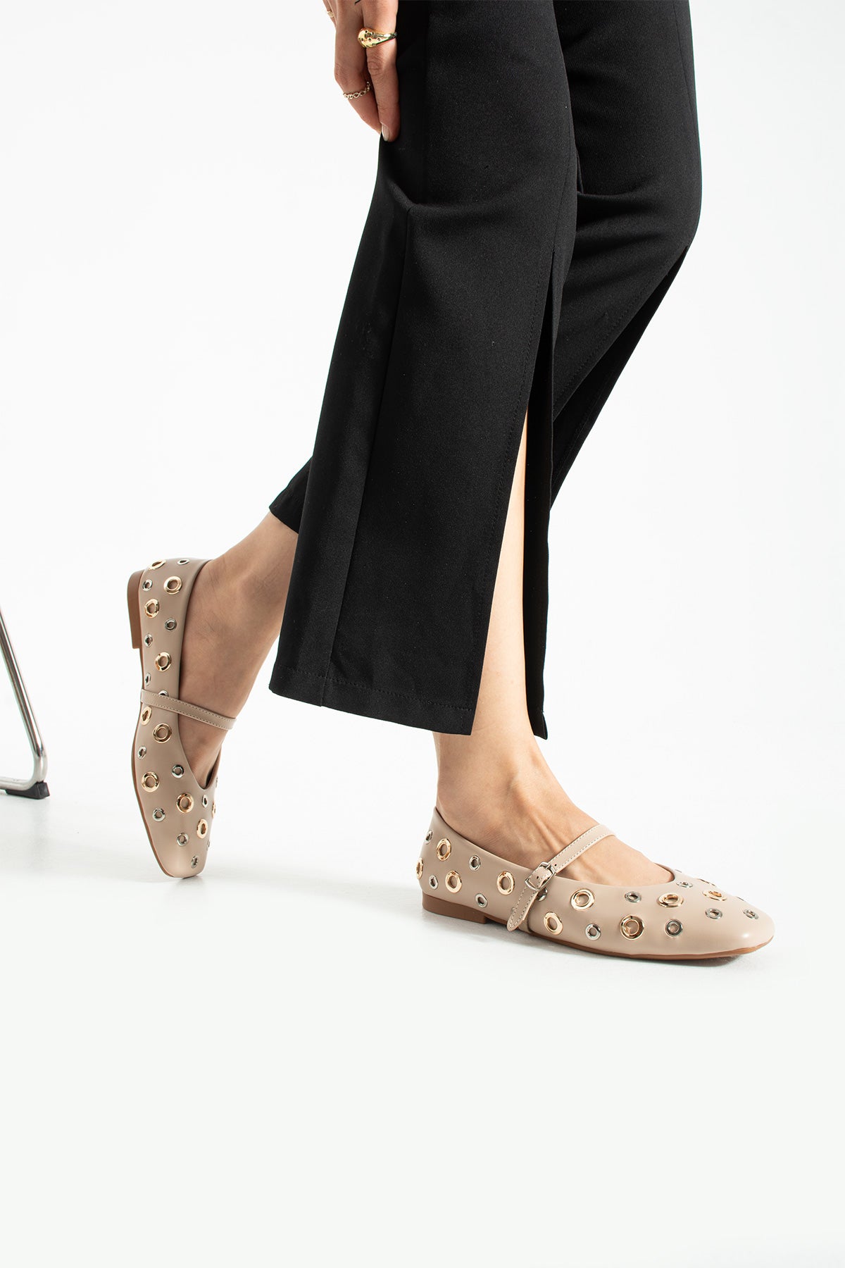 Stato - Bej Renk Suni Deri Kadın Babet