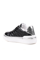 STATO Nova sneaker siyah kombin görünümü