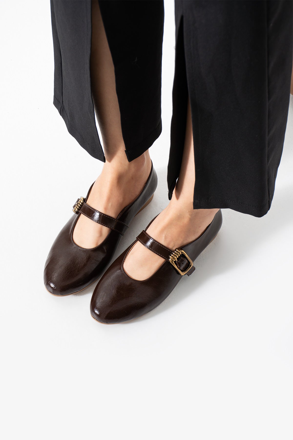 Stato Parlak Yüzeyli Kahverengi Babet