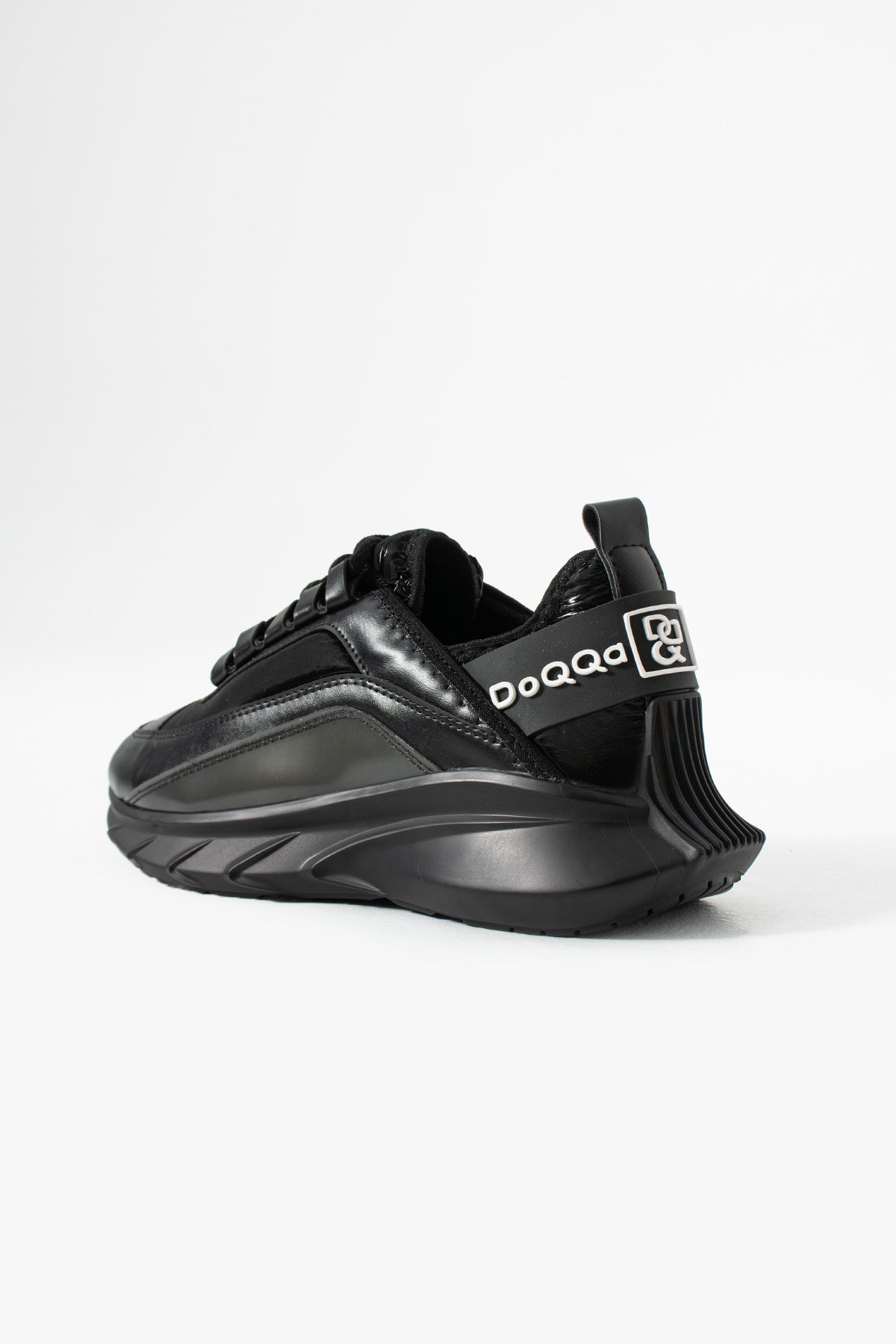 Dört Mevsim Comfort Kadın Spor Ayakkabı – Siyah