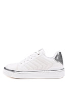 Beyaz kadın sneaker STATO Nova yakın çekim