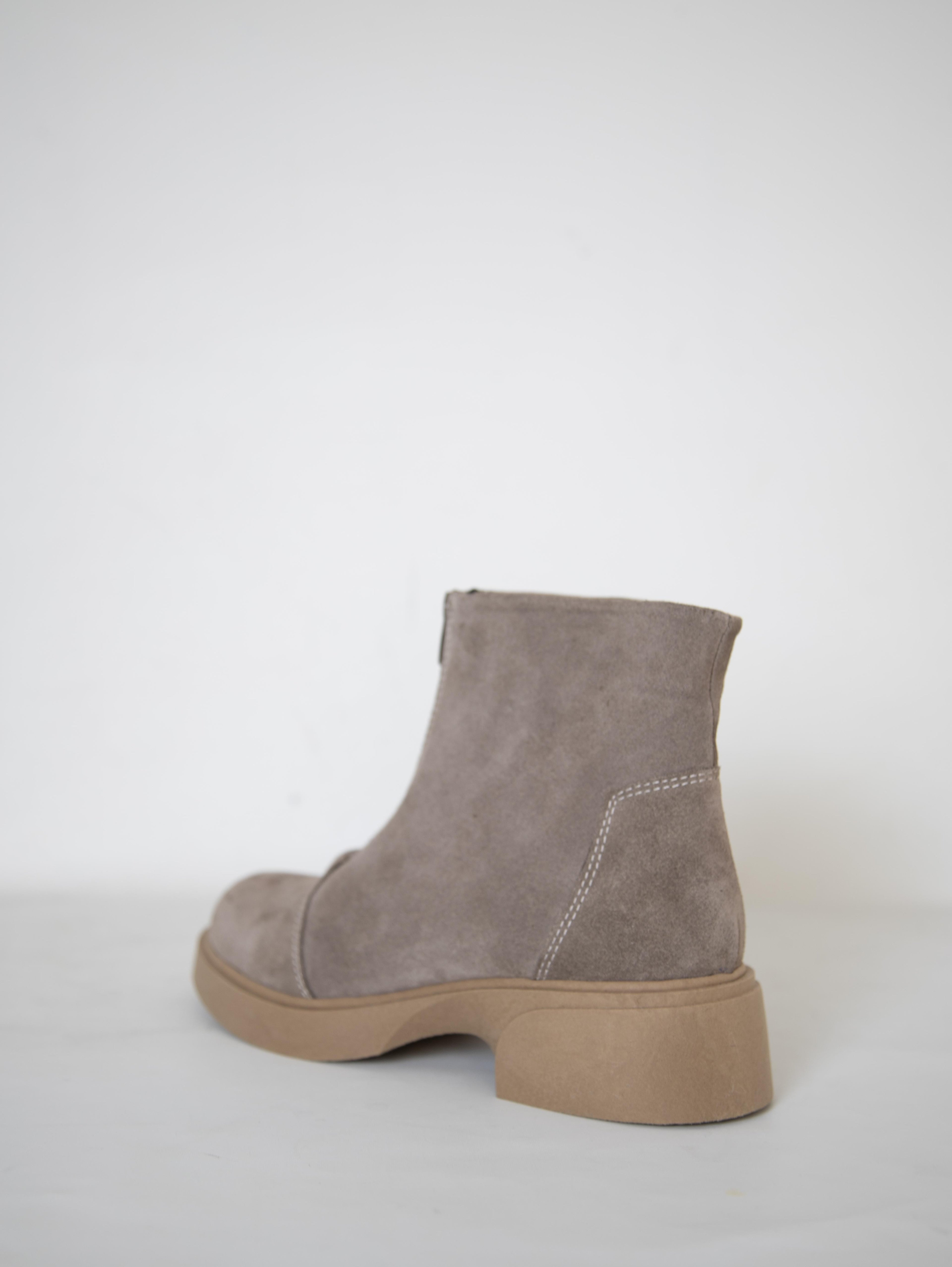 217451115-32 Zenne Kadın Bot Vizon Deri Süet