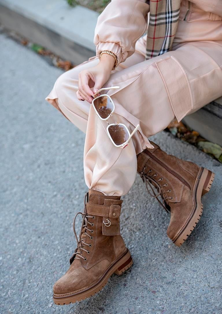 Stato - Taba Hakiki Süet Deri Fermuarlı Kadın Postal Bot 25-4692