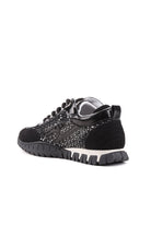 STATO Scarlet sneaker siyah kombin görünümü