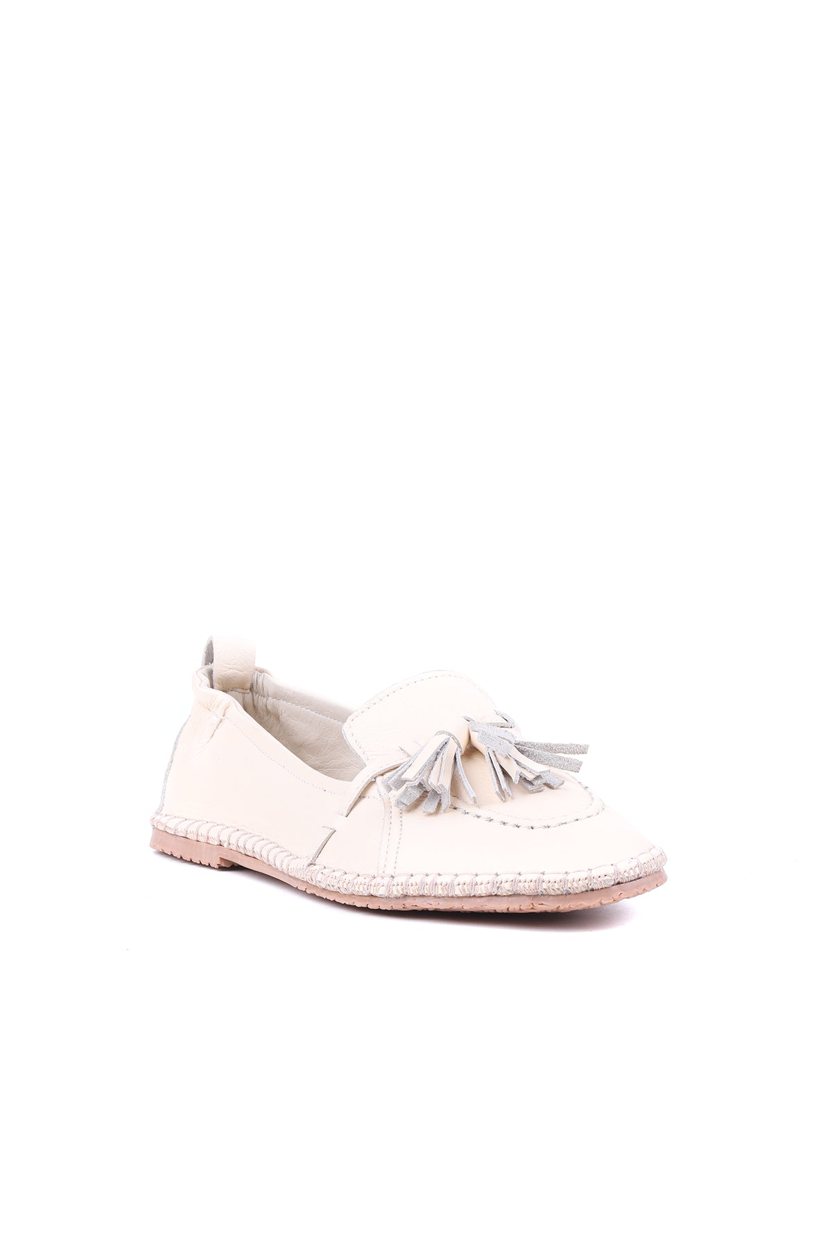 Bej kadın loafer STATO Zurich yakın çekim