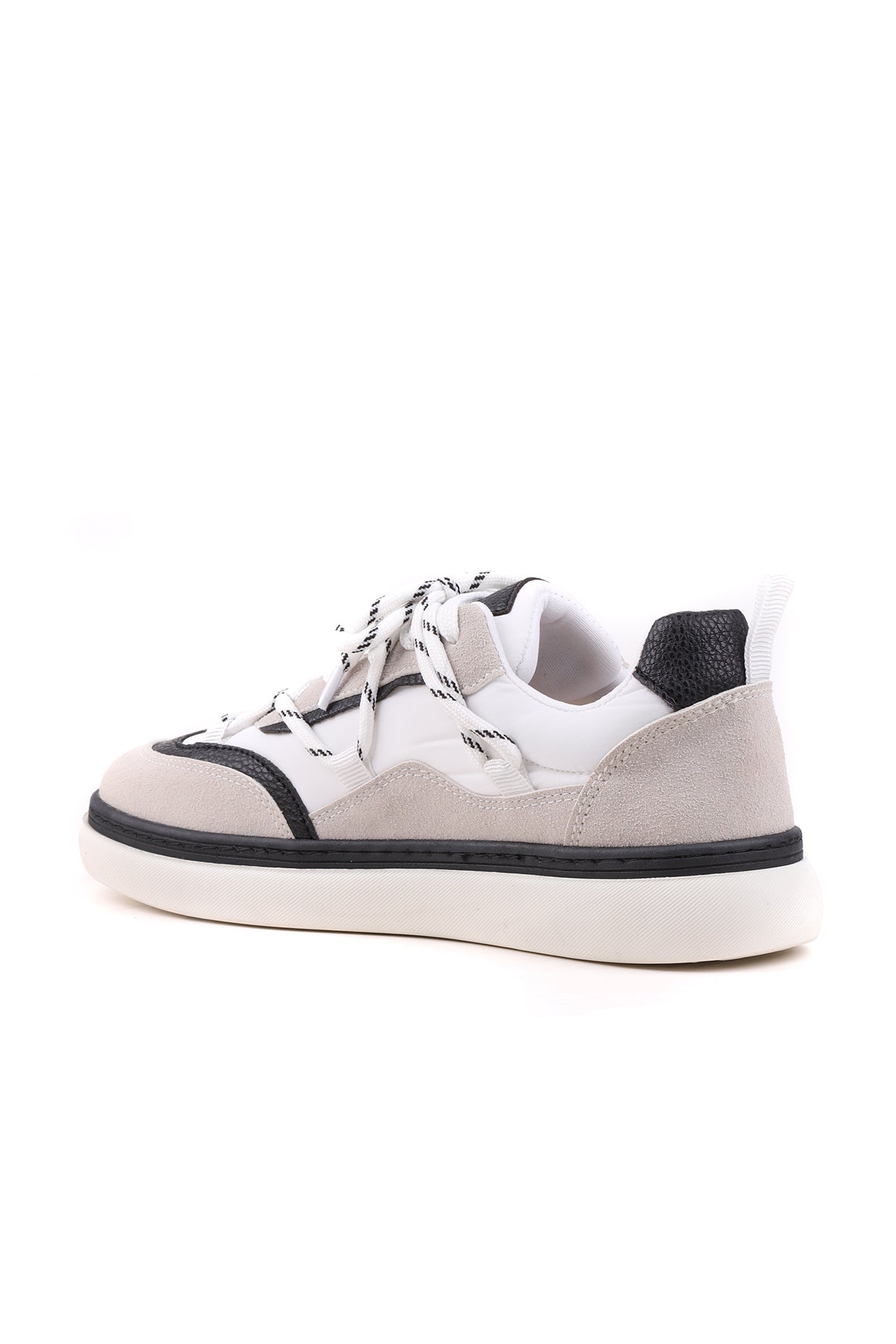 STATO Roman sneaker siyah kombin görünümü