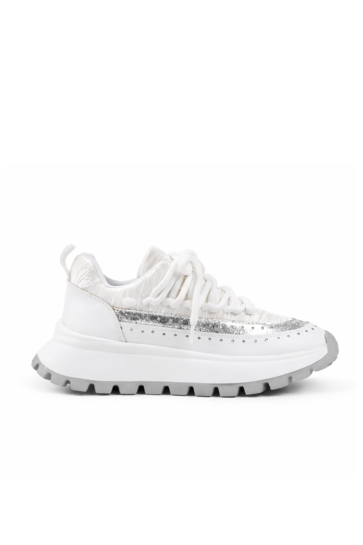 Beyaz kadın sneaker STATO Regina yakın çekim