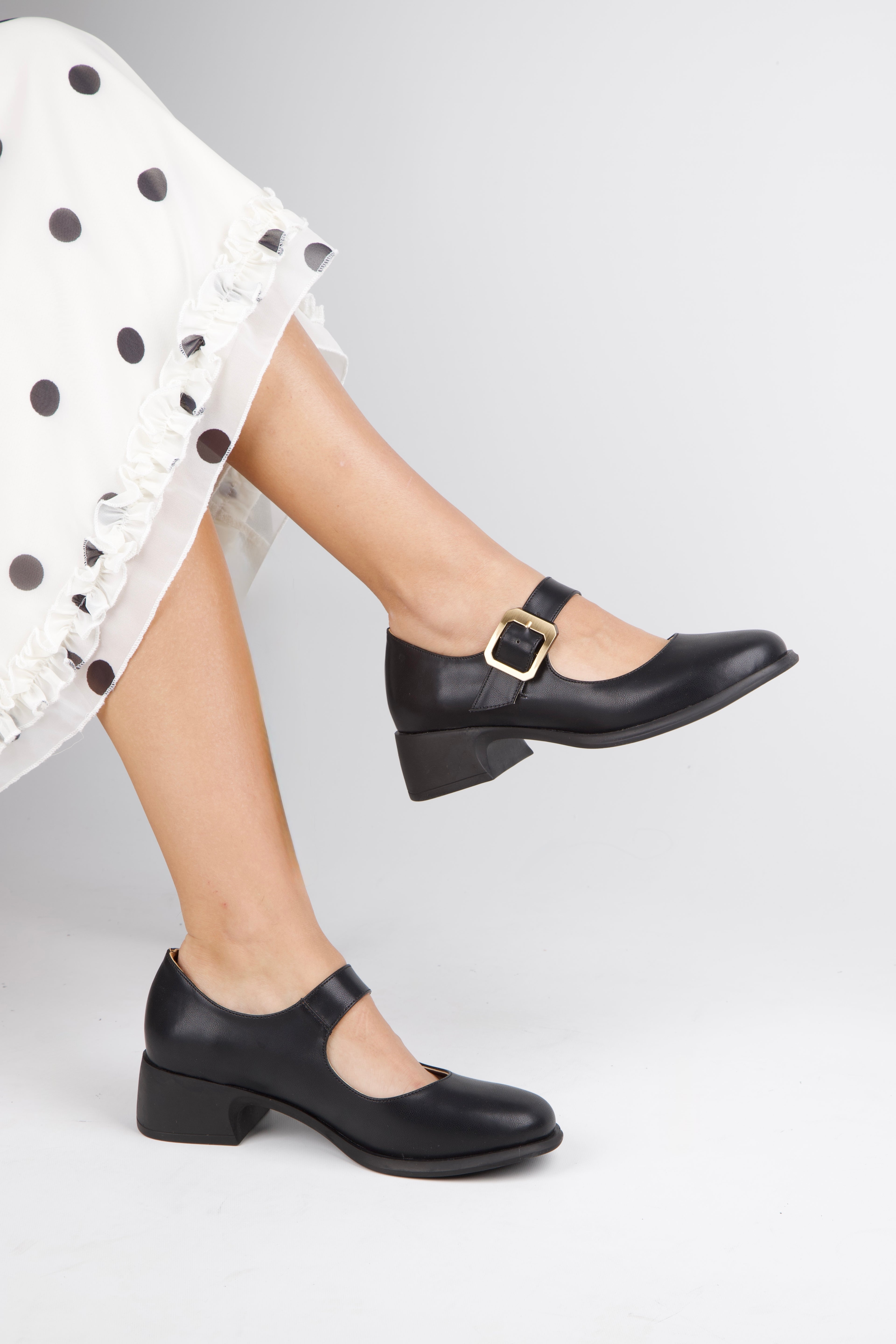 Stato - Siyah Renk Tokalı Kadın Babet